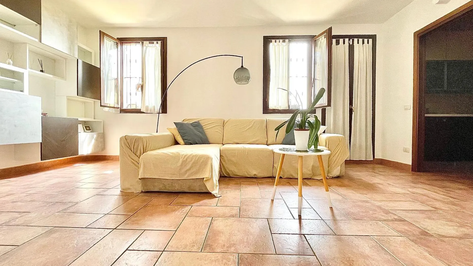 Green Terrace Retreat- Milan Bergamo contacts